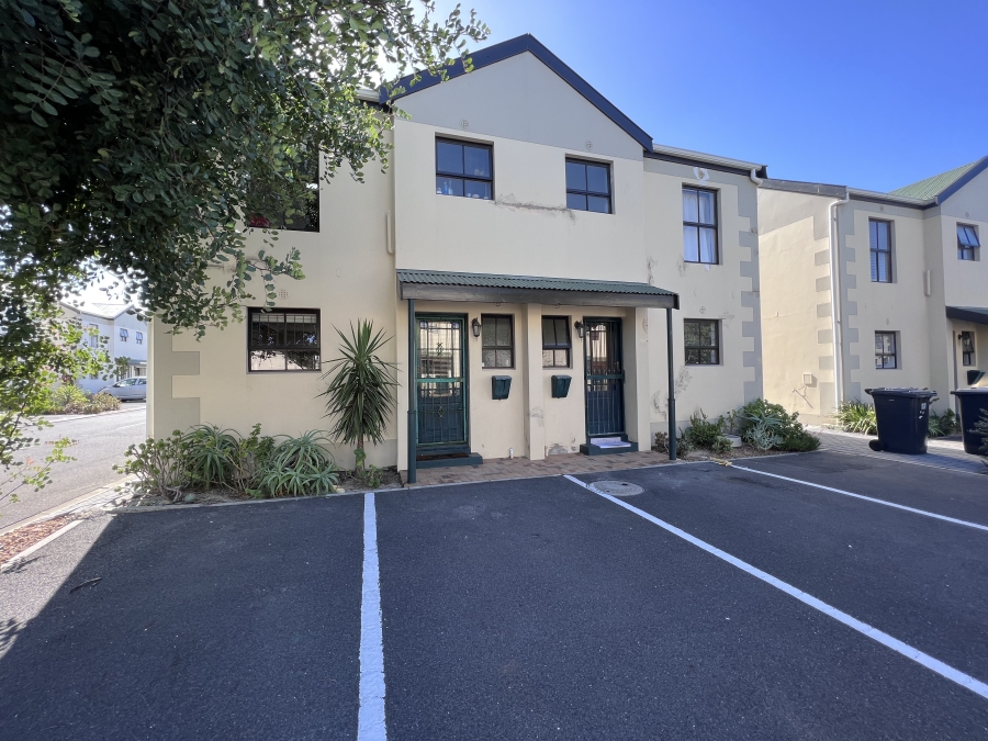 To Let 2 Bedroom Property for Rent in Parklands Western Cape